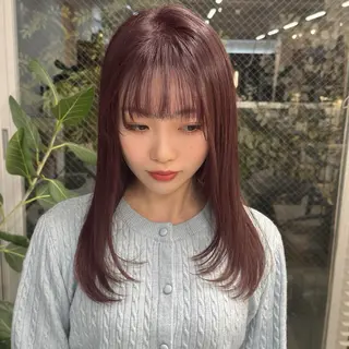 セミロング 岡本雅也 ショートボブレイヤーのヘアスタイル