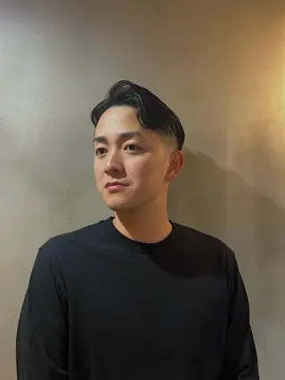 メンズ 韓国風前髪顔周り バーバーakaneのヘアスタイル