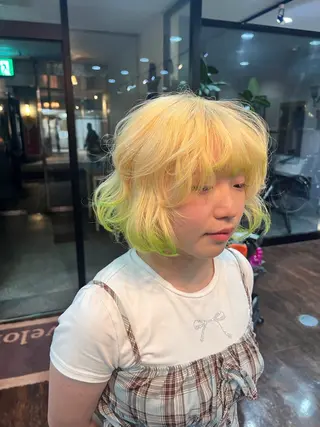 ショート hair&space velon所属・推しカラー🫧 サーシャのヘアスタイル