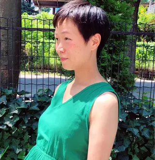 ショート 長井 美佳のヘアスタイル