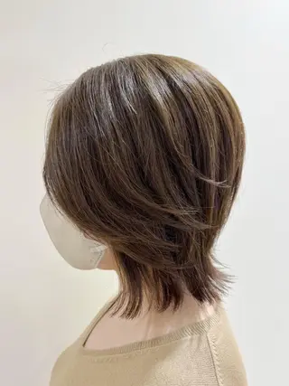 ショート カラー 天野 直美のヘアスタイル