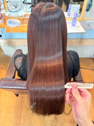 ロング 髪質改善 UN BLEACHのヘアスタイル