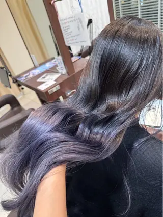 カラー 飯田 朱理のヘアスタイル
