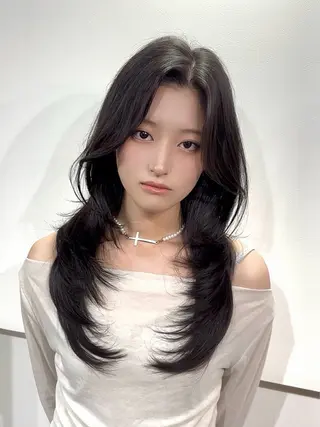 ロング 佐々本 志音のヘアスタイル