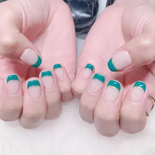 ネイル 根津 綾子のネイルデザイン