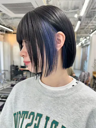 ショート カラー 🫐寒色系カラー 🫐ヤマナカリリカのヘアスタイル