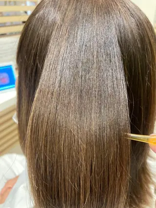 セミロング KIZUNA所属・KIZUNA キズナのヘアスタイル
