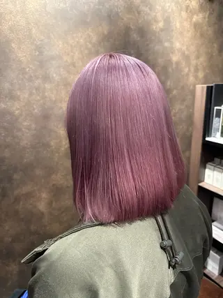 ミディアム 齊藤政太 顔周り カット 透明感カラーのヘアスタイル