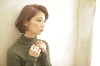 ショート カラー エイト ウメダのヘアスタイル