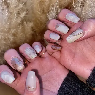 ネイル うるつやネイル🫧 Amiのネイルデザイン