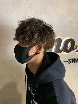 ミディアム パーマ SWANsapporo所属・swan ユイカのヘアスタイル