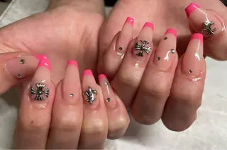 ネイル Roi〈ロワ〉 Minakoのネイルデザイン