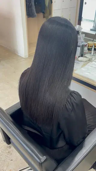 ロング カラー パーマ 🪽髪質改善ストレー ト🤍美羽🤍のヘアスタイル