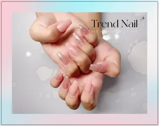 セミロング トレンド ネイル スタジオのネイルデザイン