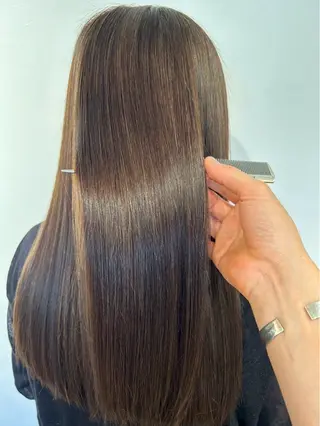 ロング Hues所属・上村 ダイスケのヘアスタイル