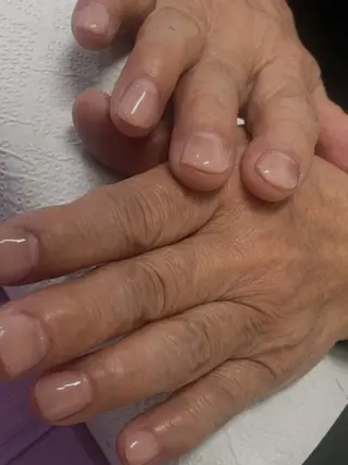 ネイル ネイルサロンエーナイン札幌麻生店所属・堀越 優のネイルデザイン