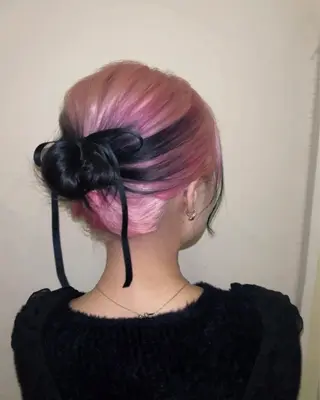 ロング 🎀ハイトーン特化 konomi🎀のヘアスタイル