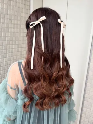 ロング ヘアアレンジ 縮毛矯正/艶ブラウン カラー/ヘアメひふみのヘアスタイル