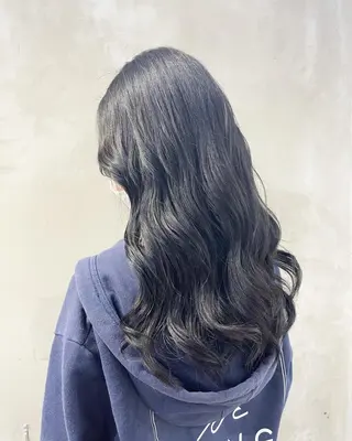 ロング カラー デザインカラーとハイ トーン/HIROKIのヘアスタイル