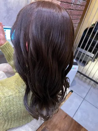 ロング カラー 三條場 彩夏のヘアスタイル