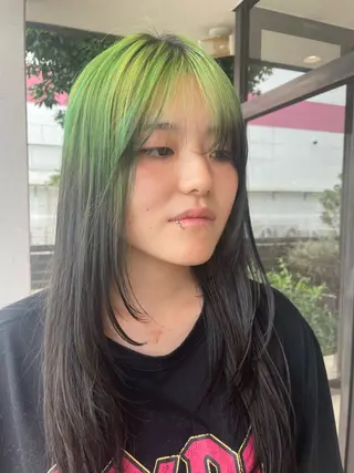 ロング カラー 梨子🐣艶カラー🌈 ダメージレス💖のヘアスタイル