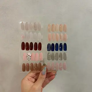 ネイル 𝑟𝑖𝑠𝑎 🕯‎🤍のネイルデザイン