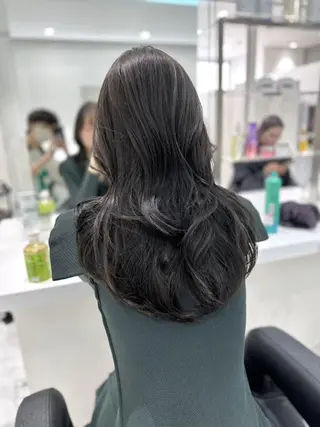カラー official TUNE銀座🪄✨のヘアスタイル