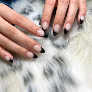ネイル Laki nailのネイルデザイン