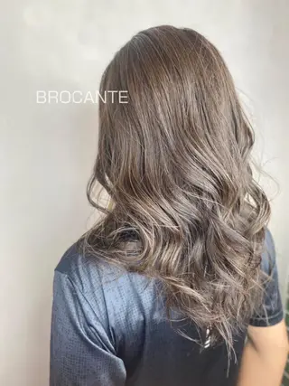 セミロング カラー BROCANTE✂︎ karasawa.nのヘアスタイル