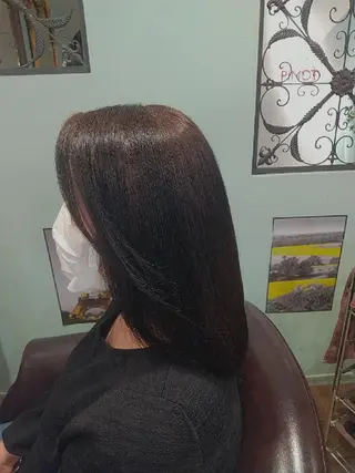 セミロング リアンドゥエルメ所属・エルメ NORIEのヘアスタイル