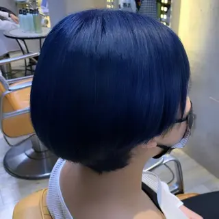 ショート カラー ミユウ🌼ブリーチ / ダブルカラーのヘアスタイル