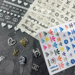 ネイル WINK DOLL 🌹MARIのネイルデザイン