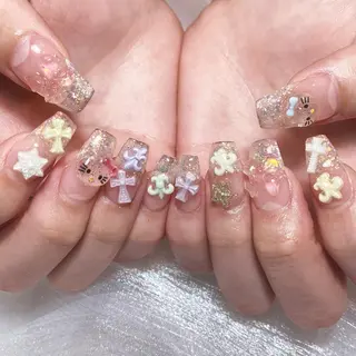 ショート Nana 💟のネイルデザイン