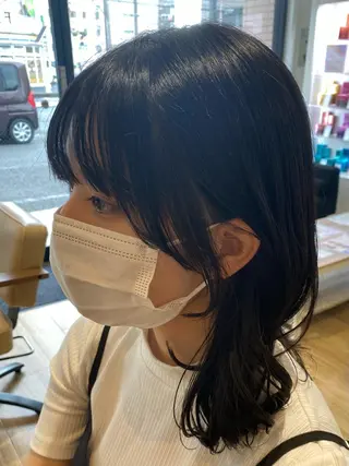 ミディアム 🫧顔周りカット 🫧樫村優香のヘアスタイル
