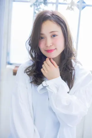 セミロング カラー パーマ 増子 幹樹のヘアスタイル