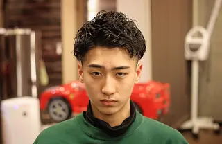 ショート パーマ メンズ 前田賢生 ご新規様はNGのヘアスタイル