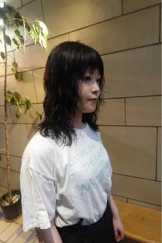ミディアム 🍁レイヤー.ニュア ンスパーマ.🍁陸来のヘアスタイル