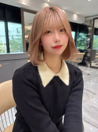 セミロング 顔周り\透明感カラ ー\まりんのヘアスタイル