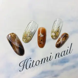 ネイル 大澤 瞳のネイルデザイン