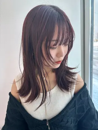 ミディアム ゆい/パーマ/レイヤ ー/似合わせカラーのヘアスタイル