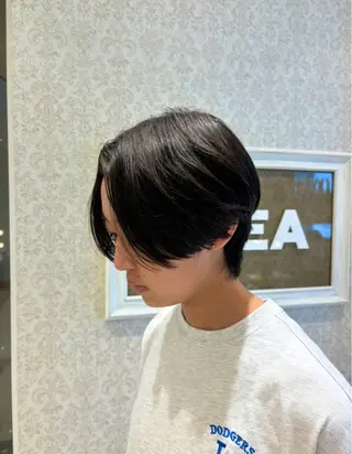 ショート パーマ 暖色カラー/ブリーチ なしカラー/艶カラーのヘアスタイル