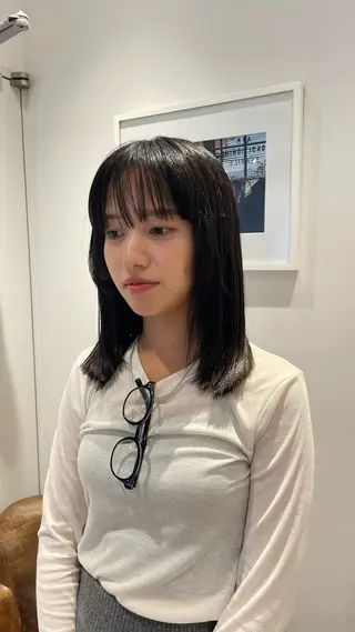 カラー Lolonois梅田 澤田　葵のヘアスタイル