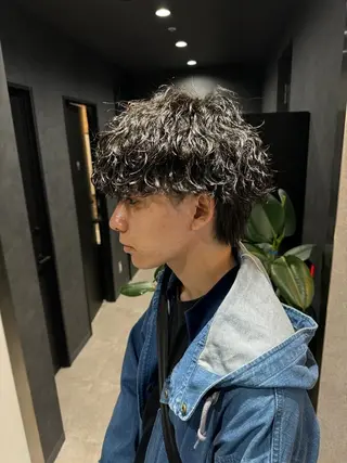 メンズ カラー men's salon Gaudi三宮店所属・men's特化 値段以上の仕上がりにのヘアスタイル