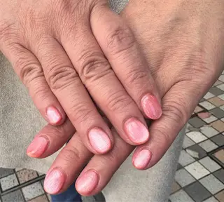 ネイル Salond S所属・廣瀬 咲来のネイルデザイン