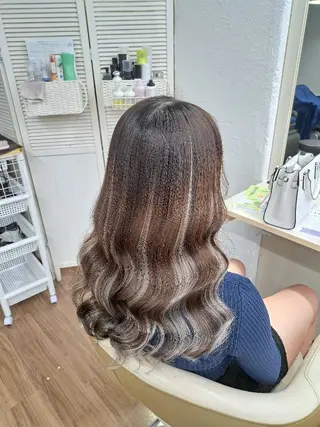 ロング カラー GLOSS❤︎ Harunaのヘアスタイル