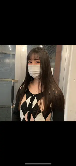 ロング カラー ヘアアレンジ fifth所属・センターパート／マッ シュ／パーマ　あさみのヘアスタイル