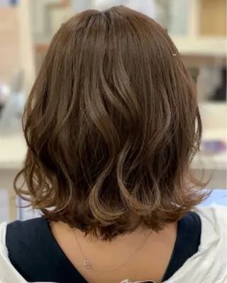 ミディアム 美容室reborn大江店所属・仲田 ことねのヘアスタイル