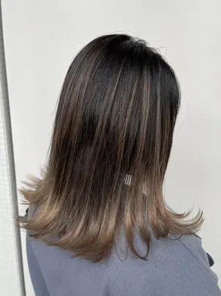 ミディアム 【公式】amble luxe池袋東口🩷のヘアスタイル