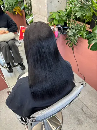 セミロング カラー ほらぐち るいのヘアスタイル
