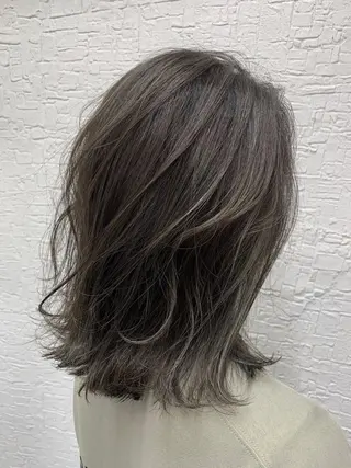 ミディアム 須佐 勝也のヘアスタイル